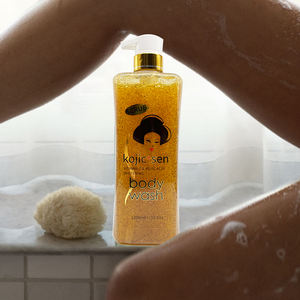 Vitamina C Ácido Kójico Blanqueador Body Wash Refrescante Hidratante Comprar a granel para reventa Cuidado corporal Body Wash Mujeres africanas Cuidado DE LA PIEL - Product Image 4