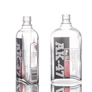 Design fantaisie AK-47 700ml 750ml 1000ml <span class=keywords><strong>bouteille</strong></span> en verre de <span class=keywords><strong>vodka</strong></span> pour liqueur - Product Image 5