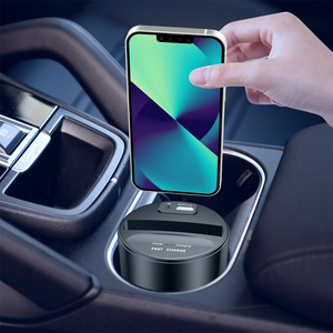 <span class=keywords><strong>Chargeur</strong></span> de voiture personnalisé pour support de téléphone magnétique sans fil pour voiture Support de téléphone pour téléphone portable Produits tendance 2025 Nouveauté<span class=keywords><strong>s</strong></span> - Product Image 5
