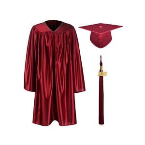 Toga y Birrete de Graduación Disponibles en 12 Colores para OEM - Product Image 1