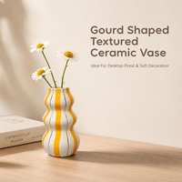 Vase en céramique en forme de gourde, peint à la main, à rayures colorées, décoration minimaliste nordique pour la maison, centre de table, cadeau