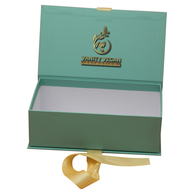 luxury gold hot stamping paper board gift kraft paper clothing t-shirt packaging box for clothing