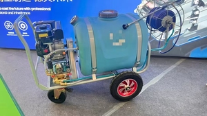 Spruzzatore Motorizzato a Benzina Portatile Tipo Carrello 160L con Avvolgitubo Automatico <span class=keywords><strong>per</strong></span> Uso Agricolo e Giardinaggio - Product Image 3