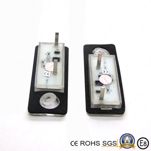 Vente Flash : Lampe de Plaque d'Immatriculation LED Canbus OEM 4B9943021 pour <span class=keywords><strong>Audi</strong></span> A6 <span class=keywords><strong>C5</strong></span> 4B Avant Wagon 98-05 <span class=keywords><strong>RS6</strong></span> <span class=keywords><strong>RS6</strong></span> <span class=keywords><strong>Plus</strong></span> 03-05 - Product Image 5