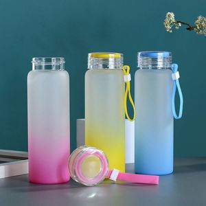 แก้วน้ำเย็นพกพา Picnic Daily รุ่น XH GT8006 ความจุ 500 มล. สีไล่ระดับแบบด้าน ฝาเกลียวพร้อมสายคล้องมือ - Product Image 1