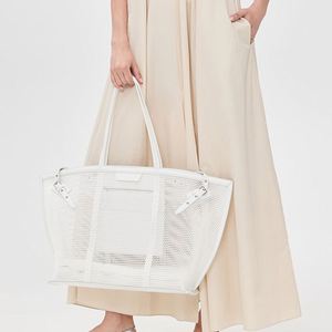 กระเป๋าถือสะพายไหล่สำหรับผู้หญิง Keymay ขนาดใหญ่ ใส่ของได้เยอะ เหมาะสำหรับฤดูร้อน ใช้ได้ที่ชายหาด ทนทาน แฟชั่น พกพาสะดวก  แบบตาข่าย มีแม่เหล็ก - Product Image 6