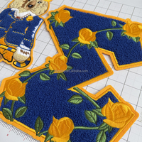 Grande écusson thermocollante en chenille Sigma Rose, Legacy, Rhoyal Poodle pour les articles de la sororité Sigma Gamma Rho