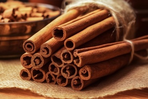 Экстракт корицы 30% 50% полисахаридов корицы для диетических добавок, функциональных продуктов питания, товаров для ежедневного оздоровления - Product Image 2