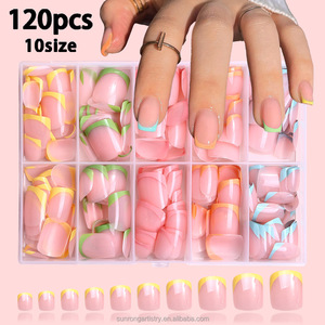 120 faux ongles courts carrés de style français à motif carré, couvrance totale - Product Image 1
