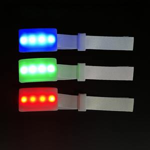 Promotion exceptionnelle : Bracelet lumineux <span class=keywords><strong>LED</strong></span> à 4 lumières, <span class=keywords><strong>ruban</strong></span> lumineux, télécommande, changement de couleur, indice de protection IP65, alimenté par batterie - Product Image 2