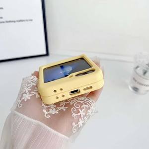 Pour <span class=keywords><strong>samsung</strong></span> <span class=keywords><strong>z</strong></span> <span class=keywords><strong>flip</strong></span> <span class=keywords><strong>3</strong></span> étui <span class=keywords><strong>Silicone</strong></span> en gros téléphone portable <span class=keywords><strong>flip</strong></span> couverture de haute qualité pour <span class=keywords><strong>samsung</strong></span> <span class=keywords><strong>z</strong></span> <span class=keywords><strong>flip</strong></span> 5 étui - Product Image 3