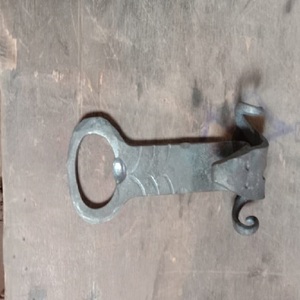 Puerta de hierro forjado a mano y perchas hechas a medida con temas únicos adecuados para tiendas de decoración del hogar - Product Image 6