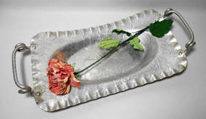 Plateau de service pour la maison et la cuisine ACMI en aluminium nickelé poli martelé avec poignée en agate Fabriqué en Inde - Product Image 6