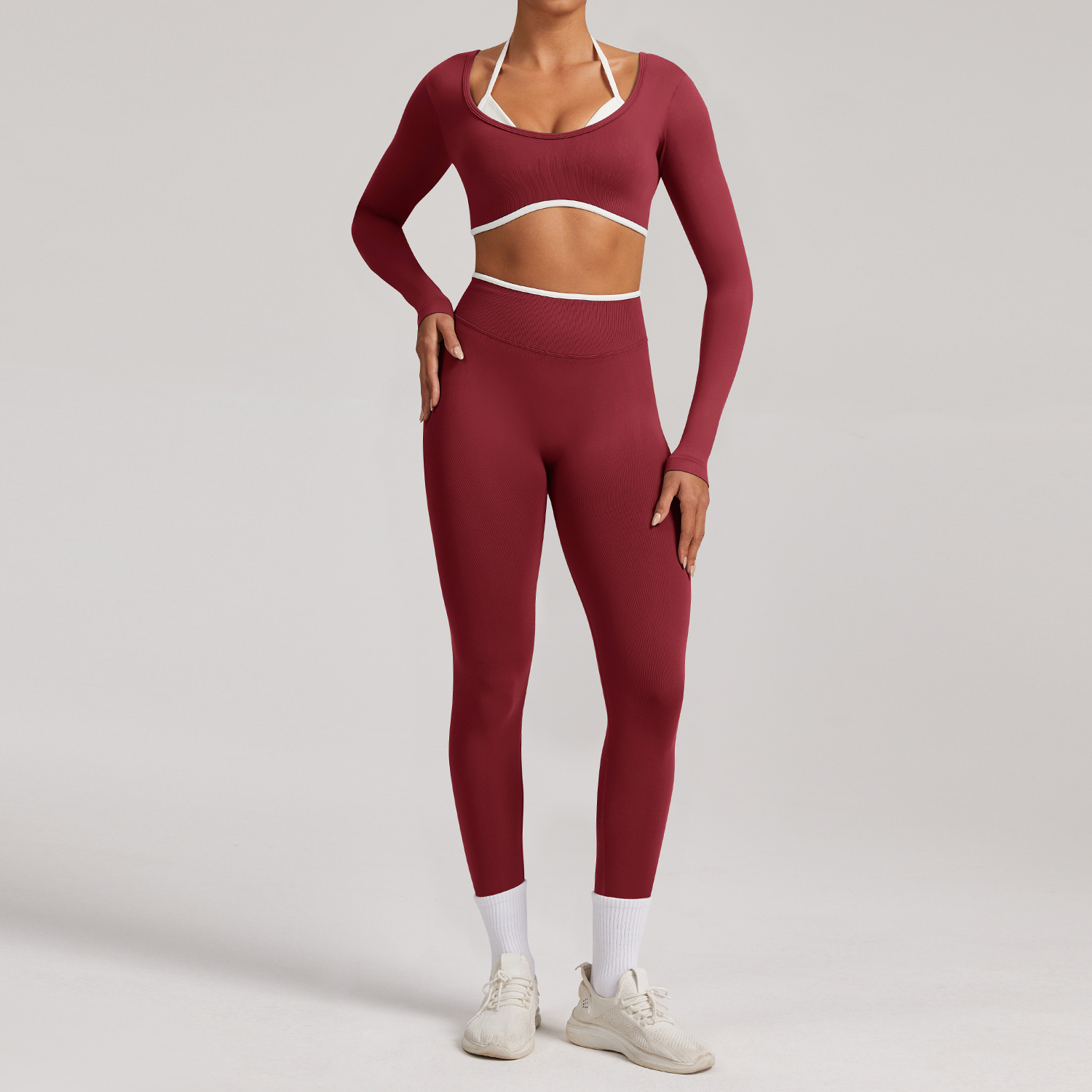 Rouge cerise (chemise à manches longues et pantalon)