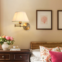 Applique murale LED pliable télescopique en fer forgé, design moderne et épuré, avec abat-jour en tissu, créative et personnalisable, pour chambre, chevet, bureau et escalier