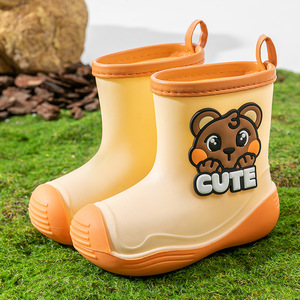 Bottes de pluie pour enfants - Nouveau style, chaussures aquatiques mignonnes à motifs de dessins animés pour enfants, pour une utilisation en extérieur, imperméables et antidérapantes - Product Image 3