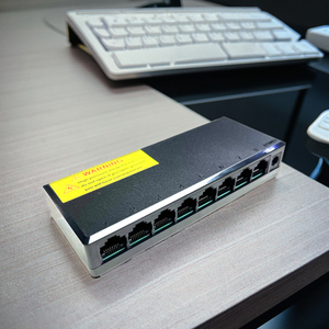 Interruttore di rete a 8 porte 10/100M interruttore di rete OEM/ODM Ethernet con caratteristiche SNMP distinte - Product Image 5