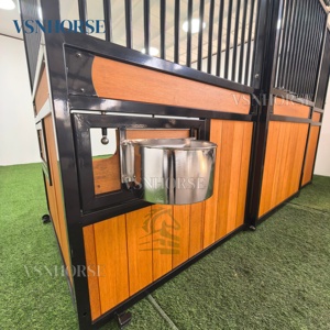 Stallo resistente alle intemperie del cavallo con la finestra quadrata su ordinazione della porta scorrevole ha galvanizzato i pannelli anteriori della stalla della stalla del cavallo - Product Image 4