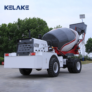 Camion bétonnière autochargeant KELAKE vert avec rayon de braquage court et moteur fiable - Product Image 5