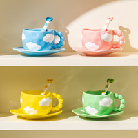 Perle créative tasse à café faite à la main soucoupe pincée à la main tasse à eau tasse à thé de l'après-midi belle tasse en céramique nuage peint à la main