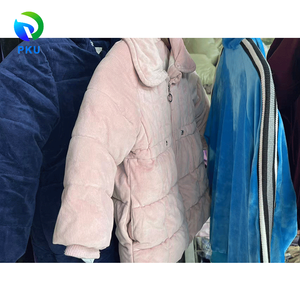 Ropa Infantil de Terciopelo Dorado Grado B PKU, Mezcla de Poliéster/Algodón, Venta al por Mayor de Ropa Usada de Invierno de <span class=keywords><strong>Segunda</strong></span> <span class=keywords><strong>Mano</strong></span> de Tienda China - Product Image 1