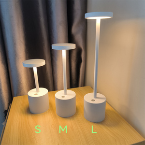 <span class=keywords><strong>Lampe</strong></span> de table <span class=keywords><strong>LED</strong></span> en aluminium de qualité supérieure, éclairage <span class=keywords><strong>sans</strong></span> <span class=keywords><strong>fil</strong></span> pour intérieur, bar, restaurant, <span class=keywords><strong>d</strong></span>îner, avec batterie intégrée - Product Image 5