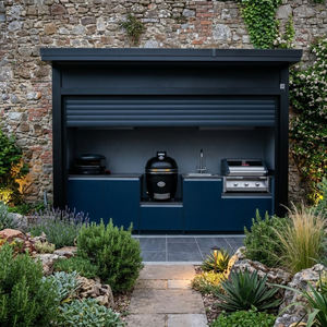 Cuisine extérieure OEM résistante à l'humidité en acier inoxydable SS304 avec abri, texture métallique, abri <span class=keywords><strong>de</strong></span> cuisine BBQ extérieur avec volets roulants, barbecue - Product Image 1