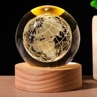 Boule de cristal transparente polie à la main avec gravure intérieure 3D, taille 6 cm, thème spatial pour la décoration de la maison et la présentation sur table