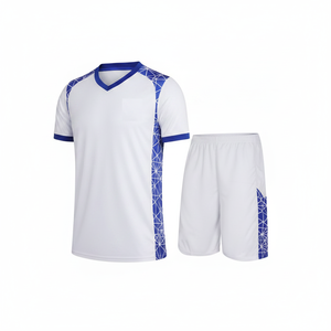 Ensemble de maillots de football personnalisables et élégants pour équipe, séchage rapide, respirant, toutes saisons, 100 % polyester, impression numérique, unisexe - Product Image 2