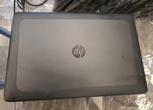 Ordinateur portable H-P <span class=keywords><strong>ZBook</strong></span> <span class=keywords><strong>17</strong></span> <span class=keywords><strong>G3</strong></span>, avec I7-6820HQ Intel Core, 32 Go de RAM et 512 Go de stockage - Product Image 2