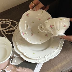 Vaisselle en céramique gaufrée française, assiettes à dîner à fleurs roses, bols, tasses et vaisselle, vaisselle de restaurant - Product Image 2