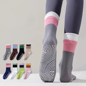 Logotipo personalizado Grip Yoga Sock Design Tripulação Mulheres Algodão Pilates Meias Esportes Anti Slip Yoga Pilates Meias - Product Image 2