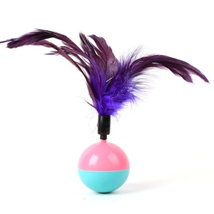 Juguete masticable transfronterizo <span class=keywords><strong>de</strong></span> PVC para <span class=keywords><strong>gatos</strong></span> y perros con palo <span class=keywords><strong>de</strong></span> plumas <span class=keywords><strong>de</strong></span> pollo para autoentretenimiento y alivio del aburrimiento - Product Image 3
