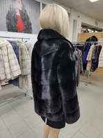 Lässiger Wintermantel für Damen mit gekerbtem Kragen Natürliche echte Nerz haut Schwarz Kurzer Herbst-Nerz in Polyester größe