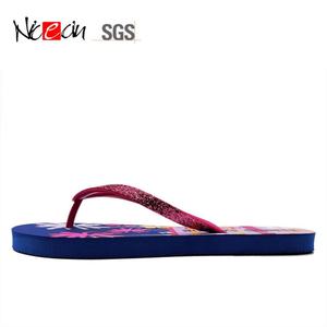 Wholesale Custom Printed PE/Rubber Flip Flops Stylish Tropical Design <b>Glitter</b> Thong Sandals For Women - Product Image 3