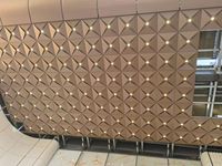 Panneaux de plafond acoustiques modernes en aluminium avec revêtement en poudre, ignifuges et imperméables pour la décoration d'hôtels