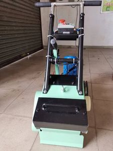 Machine à décapage de revêtements de sol, décapante de revêtements de sol motorisée, pelle de découpe de sol en caoutchouc, machine à décapage de sol époxy à vendre - Product Image 3