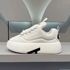 Chaussures de sport tendance pour hommes, style marche, amortissantes et anti-odeur, best-seller, décontractées, pour couple, toutes saisons - Product Image 4