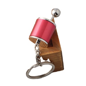 Nuevo Llavero Unisex de Metal con Diseño de Palanca de Cambios, Accesorio Extraíble con Impresión UV - Product Image 5