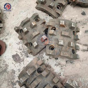 Repuestos para Trituradora de Impacto, Placa de Martillo de Acero de Alto Manganeso, Duradera y Versátil, Piezas para Máquinas de Minería de Minerales, Henan KOMANSK - Product Image 5