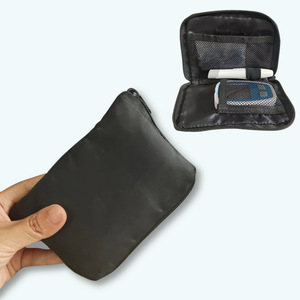 Sac pour lecteur de glycémie en tissu Oxford, 14,5x10x2,5 cm, étui de rangement pour instruments médicaux, pour lecteurs de glycémie et dispositifs de ponction sanguine - Product Image 4