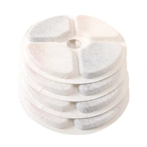 Pièce d'élément de filtre de distributeur d'<span class=keywords><strong>eau</strong></span> pour animaux de compagnie adoucissement au charbon actif filtre de <span class=keywords><strong>fontaine</strong></span> d'<span class=keywords><strong>eau</strong></span> pour animaux de compagnie - Product Image 1
