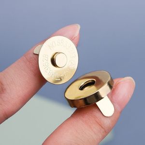 2023 chuyên nghiệp tùy chỉnh chất lượng cao kim loại Snap mạnh mẽ Báo Chí đẩy nút vuông cho da - Product Image 4