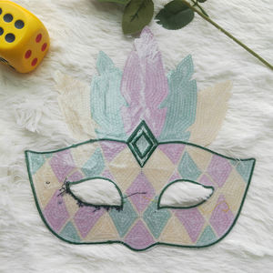 Vente en gros personnalisée Mardi Gras vêtements brodés grandes paillettes thermocollantes brodées sur patchs pour vêtements - Product Image 3