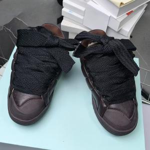 รองเท้ากีฬาลำลอง Lanvine คุณภาพสูงสุด ดีไซน์หรูหรา สำหรับทุกเพศ แฟชั่นสำหรับวิ่งกลางแจ้ง รองเท้าเดินแบบดีไซน์ดั้งเดิม - Product Image 6