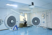 Lámpara de operación médica LED700 + 700 Lámpara de luz quirúrgica dental médica sin sombras Luz de operación de techo