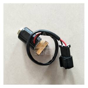Bon prix chargeuse sur pneus pièces de rechange <span class=keywords><strong>WA250</strong></span> WA380 électrovanne 61-15-75/472101 17A-15-17271 solénoïde bobine 12v - Product Image 5