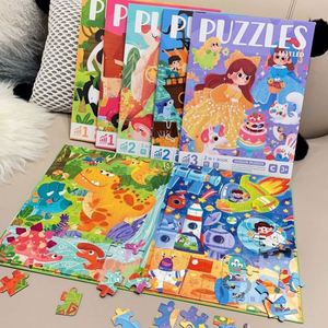 Livre de puzzle magnétique 3-en-1 pour tout-petits, série Rêve de transport : Princesse, Dinosaure, Astronef, Pirate - Product Image 2