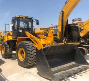 Chargeuse sur pneus 856H, 5 tonnes, modèle 2016, 118 kW de puissance, moteur Cummins d'origine chinois pour les exploitations agricoles, 0-2000 heures - Product Image 5