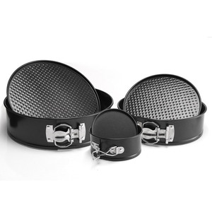 Nonstick <strong>Bakeware</strong> <strong>Sets</strong> 4inch 7Inch 9inch 3pcs Round Shape Quick Release Leakproof Springform Cake Pan <strong>Set</strong> - Product Image 3
